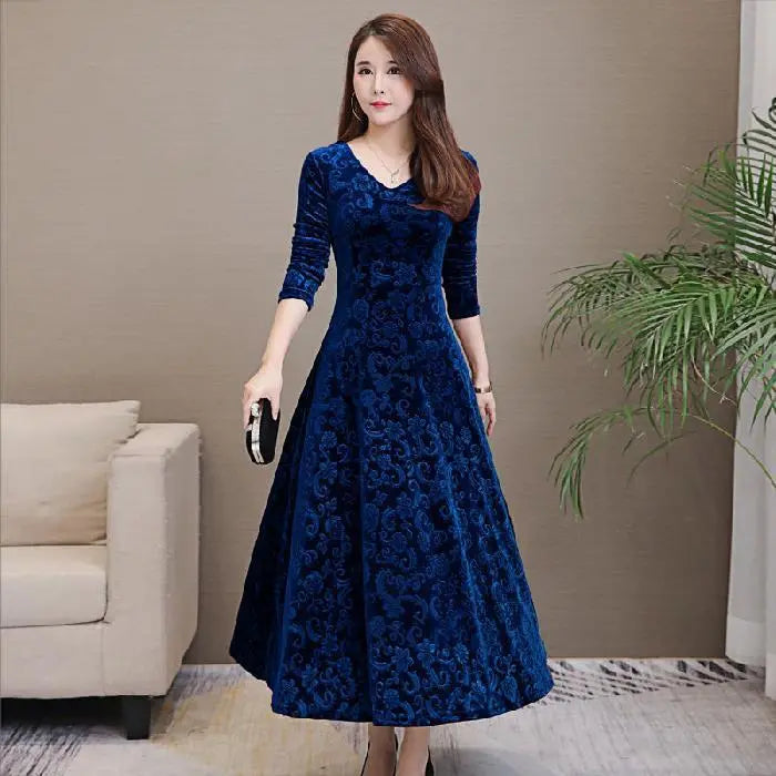 💜💚【Cumpărați 1 obțineți 1】【M-4XL】Noua rochie de catifea imprimata la moda de iarna