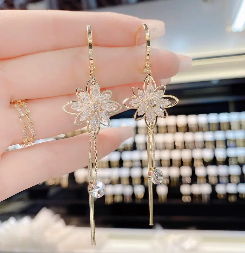 ✨【Cumpara 1 obtine 1 gratuit】❄️💎925 ac de argint cercei de lux la moda cu franjuri florale