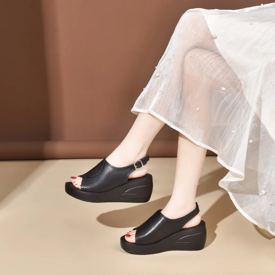 🔥👡【35-40】 Sandale din piele naturală pentru femei la modă 2026, cu talpă moale și talpă groasă