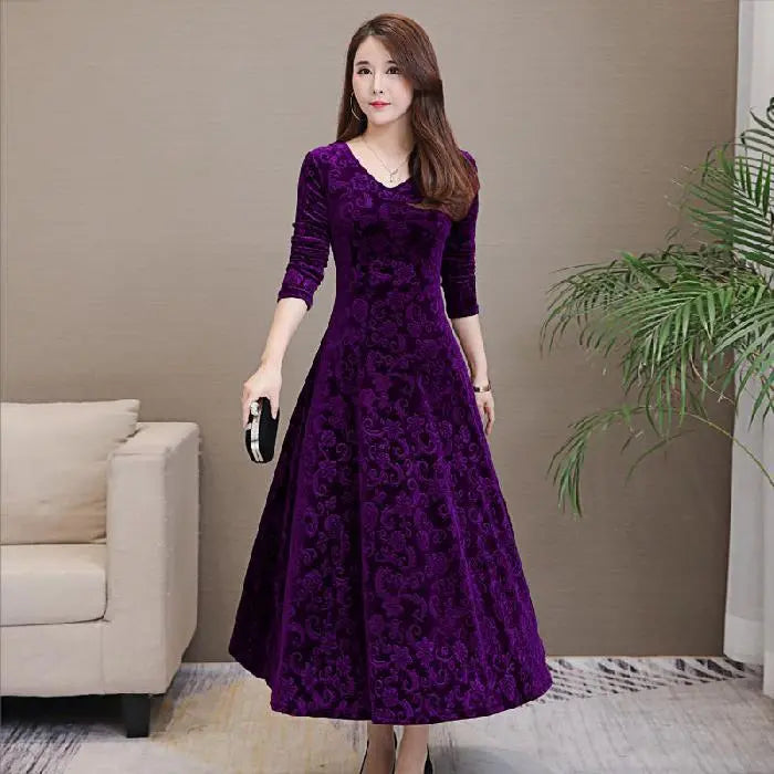 💜💚【Cumpărați 1 obțineți 1】【M-4XL】Noua rochie de catifea imprimata la moda de iarna