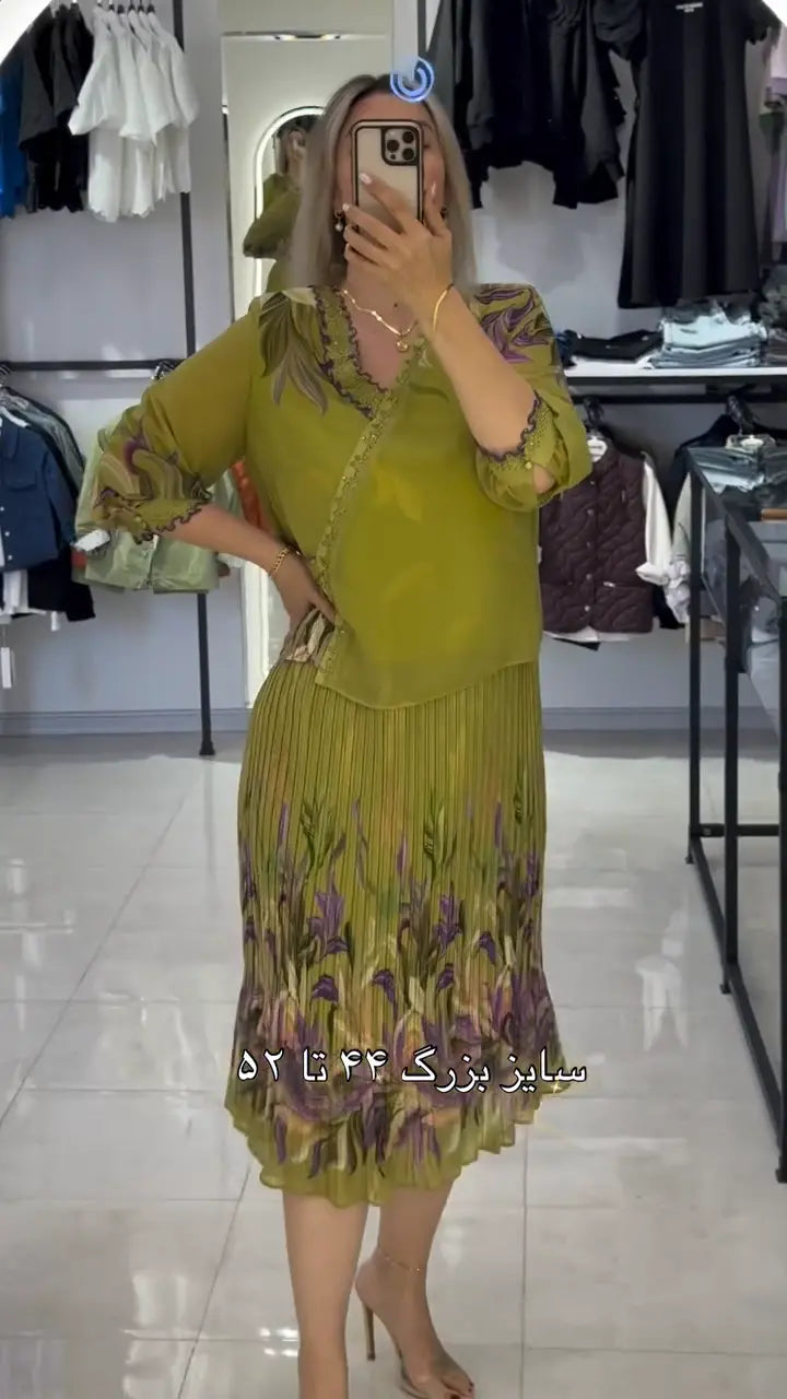 aceasta este o rochie frumoasa